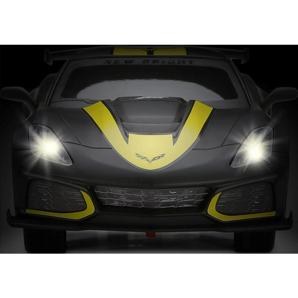 New Bright 1:16 Forza Motorsport Corvette ZR1 Siyah Uzaktan Kumandalı Araba 2.4 Ghz. Işıklı USB Şarj | 6 Yaş ve Üzeri Çocuklar İçin