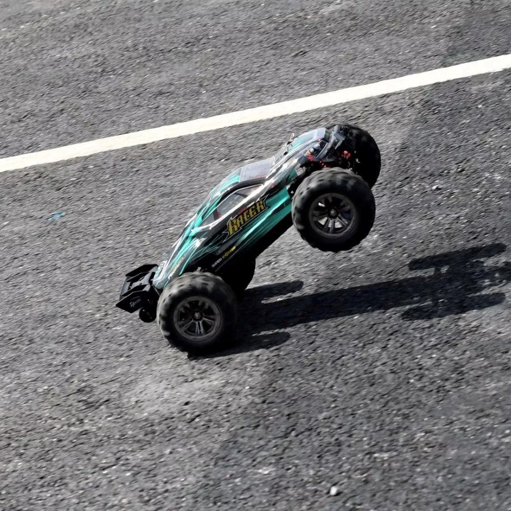 Xinlehong 1:16 RC Brushless 52 km/s 2.4Ghz 4WD USB Şarj Yeşil Yüksek Hızlı Uzaktan Kumandalı Araba | Su Geçirmez Gövde 60 Metre Kumanda Mesafesi