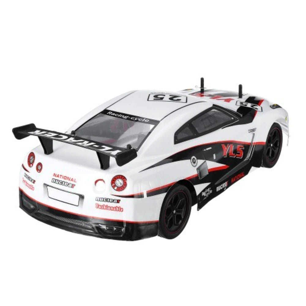 Yile 1:10 RC Huge Of Racing Drift Uzaktan Kumandalı Araba | 2.4 Ghz USB Şarj 20 Km/h Beyaz 43 Cm 8+ Yaş ve Üzeri Çocuklar İçin (Kopya)