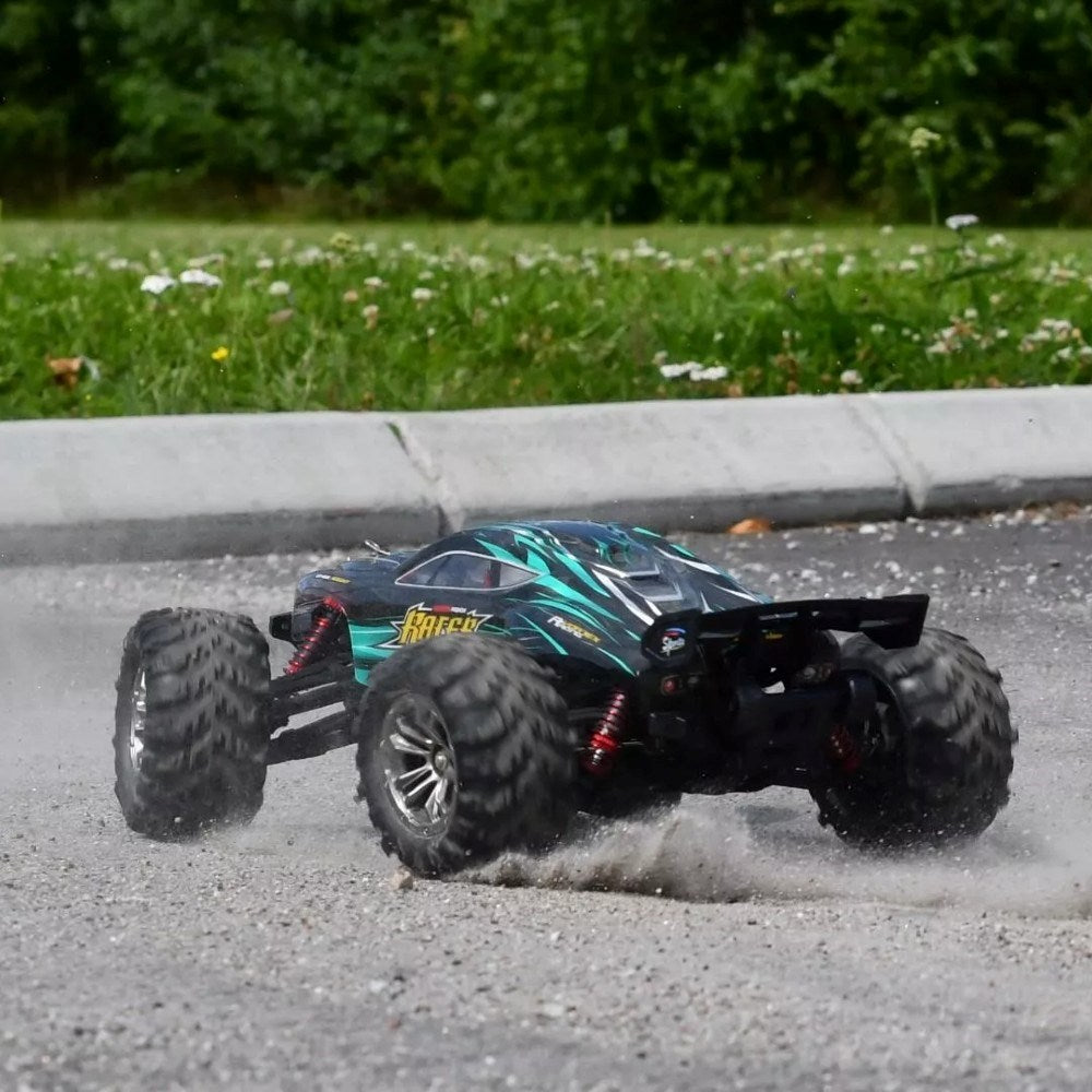 Xinlehong 1:16 RC Brushless 52 km/s 2.4Ghz 4WD USB Şarj Turuncu Yüksek Hızlı Uzaktan Kumandalı Araba | Su Geçirmez Gövde 60 Metre Kumanda Mesafesi