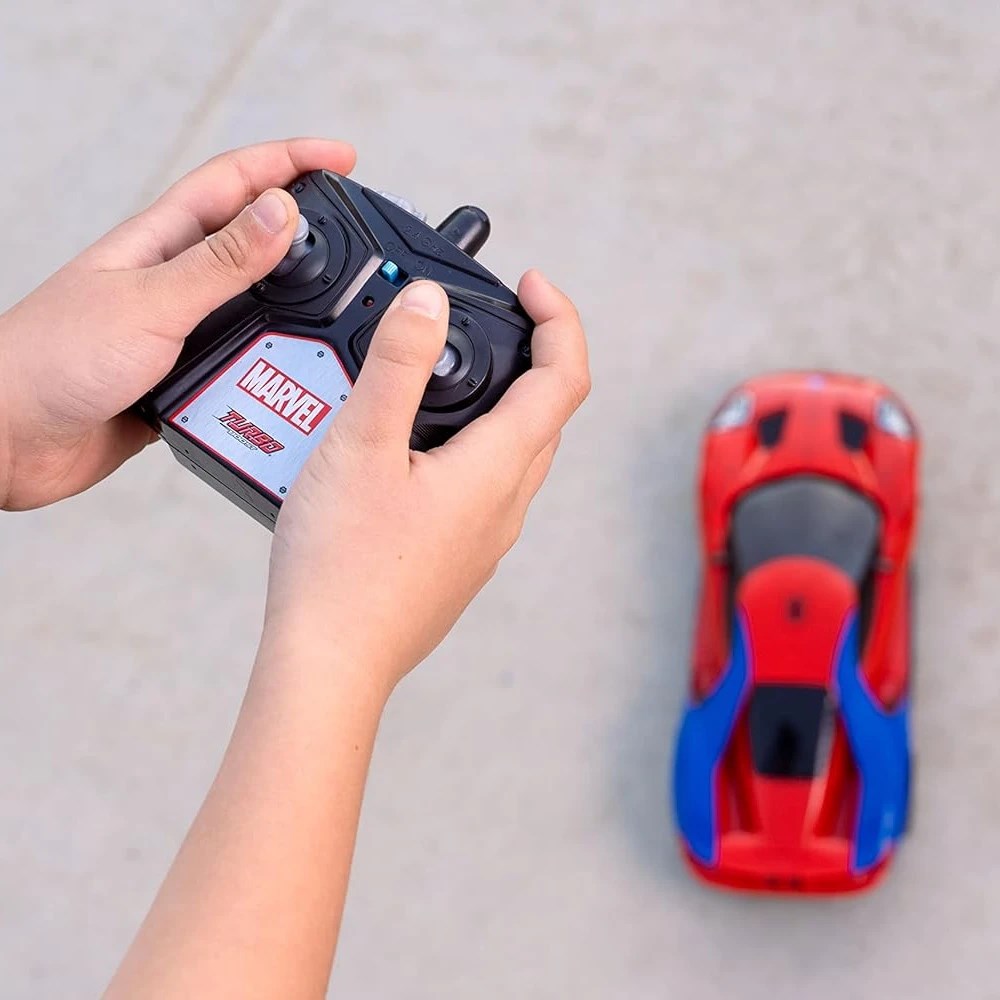 Jada 1:16 RC Marvel Spider-Man 2017 Ford GT Uzaktan Kumandalı Araba | 2.4 Ghz USB Şarj 28 Cm Turbo Modlu Marvel Lisanslı Spiderman 6+ Yaş ve Üzeri Çocuklar İçin